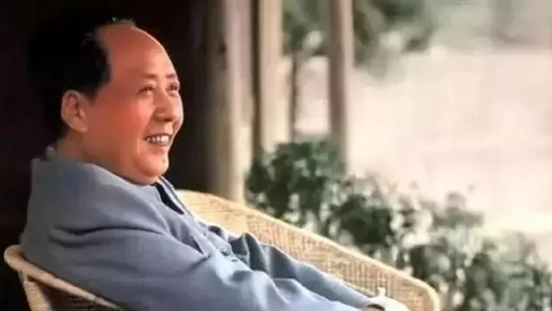 紀(jì)念毛澤東同志誕辰126周年！致敬一代偉人！
